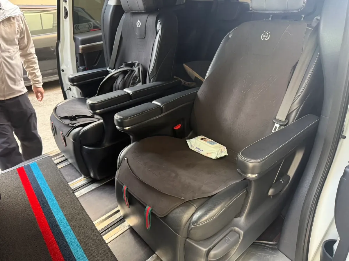 2020 GAC Trumpchi M8 2.0T 252HP L4 8AT,autocango,china used car exporter,china ev exporter,chinese used car exporter,chinese used ev exporter