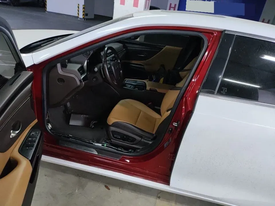 2020 Lexus ES 2.0L 173HP L4 CVT,autocango,china used car exporter,china ev exporter,chinese used car exporter,chinese used ev exporter