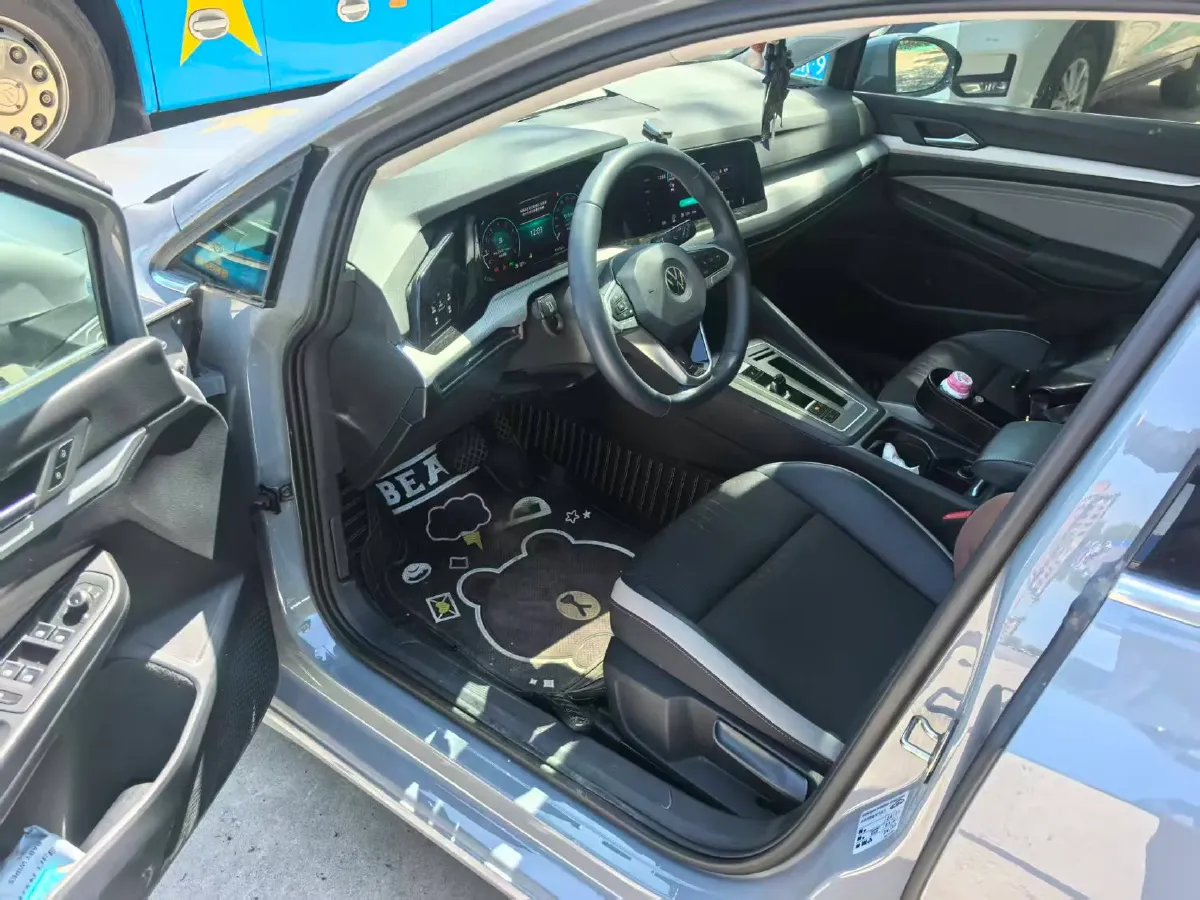 2021 Volkswagen Golf 1.4T 150HP L4 7DCT,autocango,china used car exporter,china ev exporter,chinese used car exporter,chinese used ev exporter