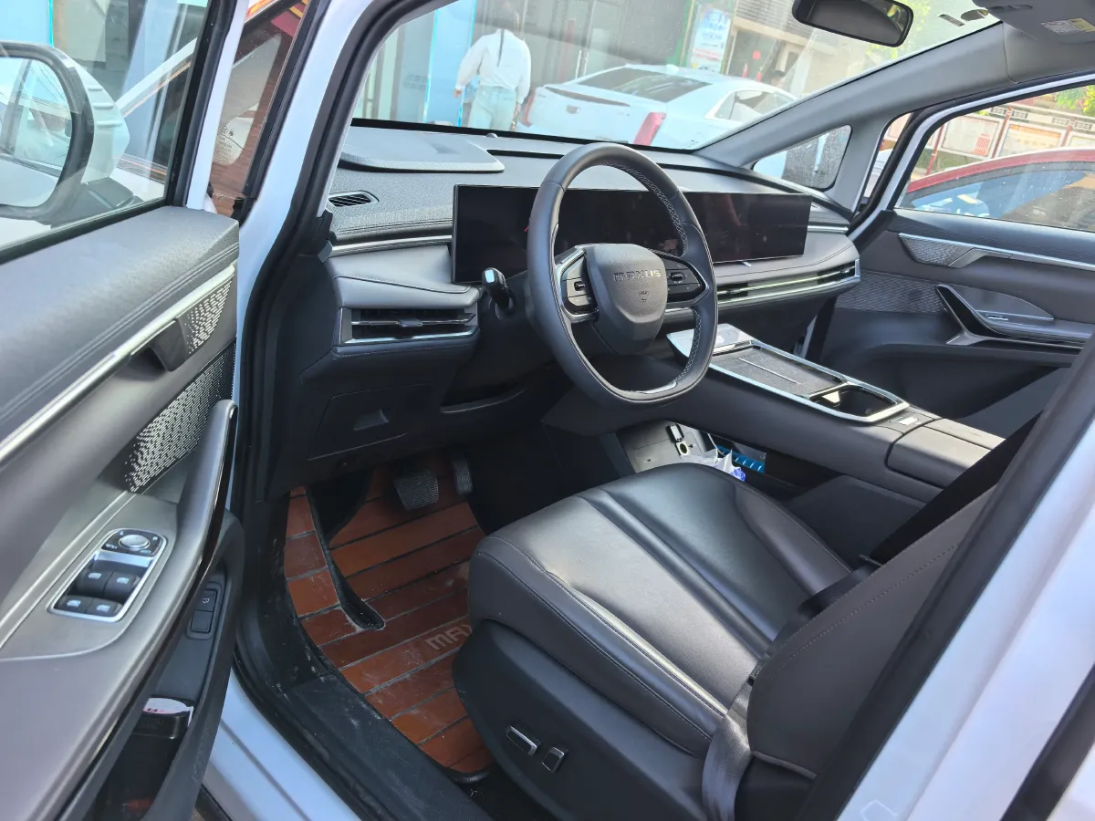 2023 MAXUS Interstellar 2.0T 143HP L4 6AT,autocango,china used car exporter,china ev exporter,chinese used car exporter,chinese used ev exporter