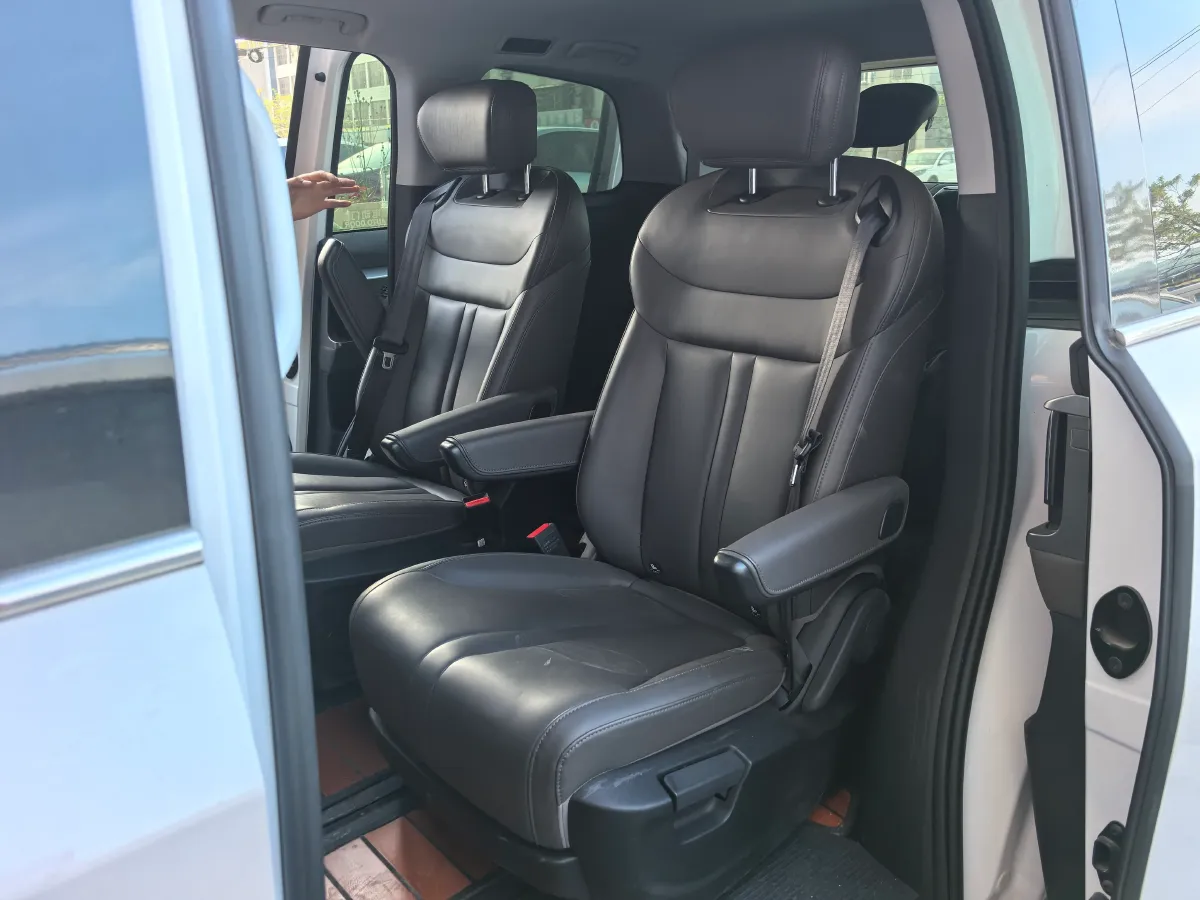 2023 MAXUS Interstellar 2.0T 143HP L4 6AT,autocango,china used car exporter,china ev exporter,chinese used car exporter,chinese used ev exporter