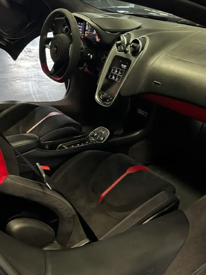 2015 McLaren 570 3.8T 570HP V8 7DCT,autocango,china used car exporter,china ev exporter,chinese used car exporter,chinese used ev exporter