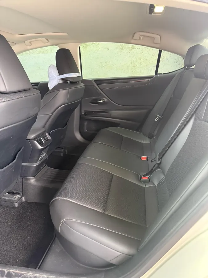 2018 Lexus ES 2.5L 178HP L4 E-CVT Hybrid,autocango,china used car exporter,china ev exporter,chinese used car exporter,chinese used ev exporter