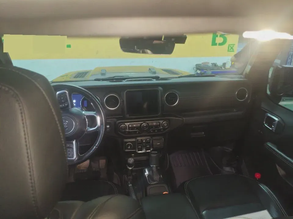 2021 Jeep Wrangler 2.0T 266HP L4 8AT PHEV 17KWH,autocango,china used car exporter,china ev exporter,chinese used car exporter,chinese used ev exporter