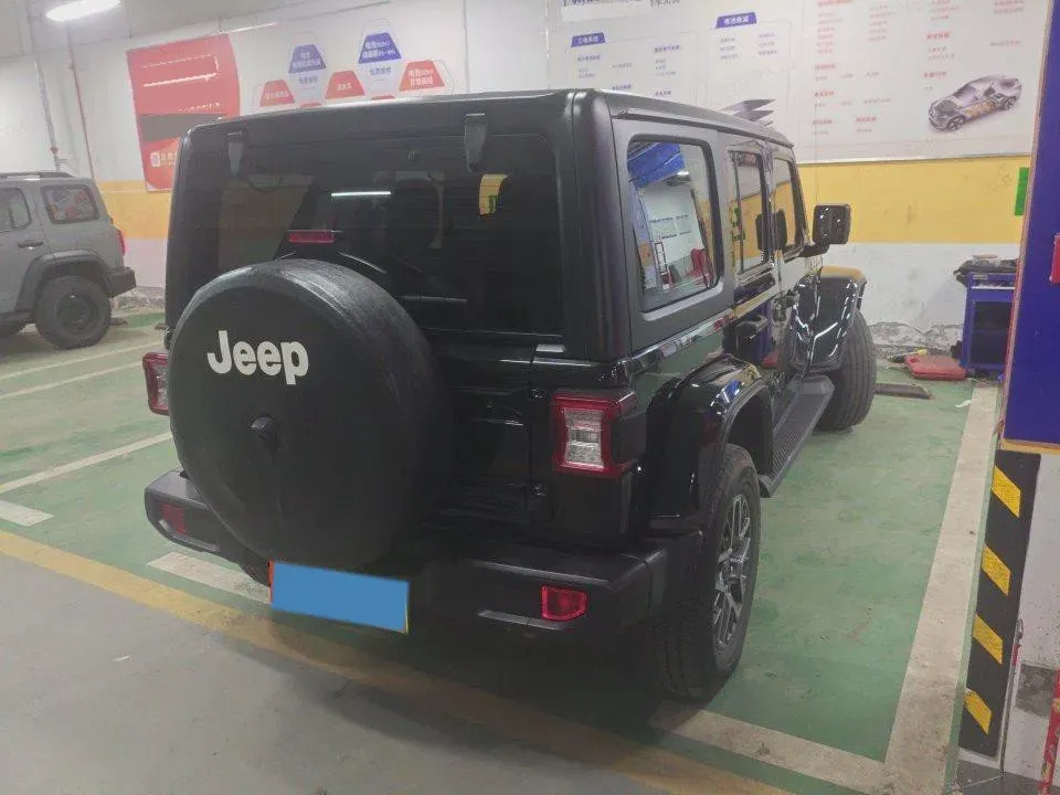 2021 Jeep Wrangler 2.0T 266HP L4 8AT PHEV 17KWH,autocango,china used car exporter,china ev exporter,chinese used car exporter,chinese used ev exporter