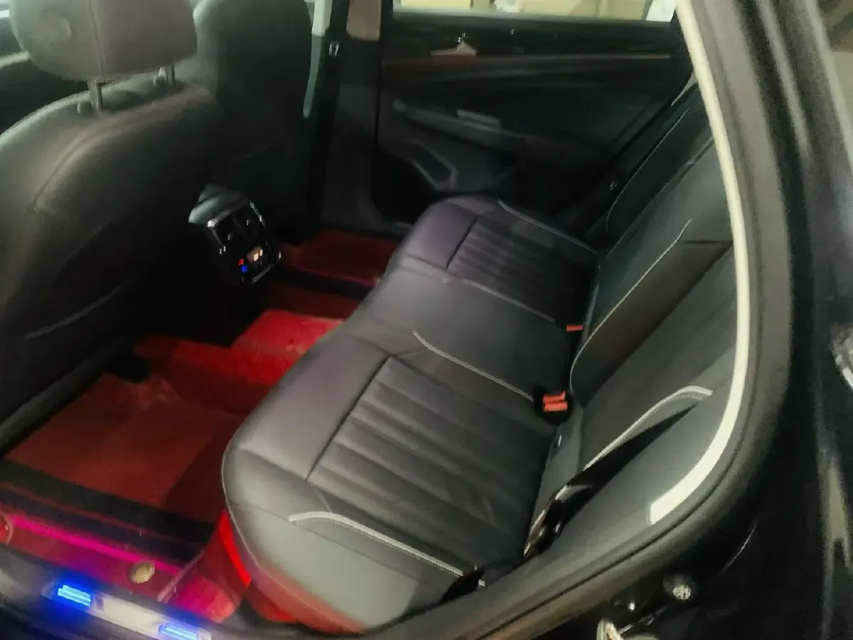 2022 Volkswagen Passat 1.4T 150HP L4 6DCT PHEV 13KWH,autocango,china used car exporter,china ev exporter,chinese used car exporter,chinese used ev exporter