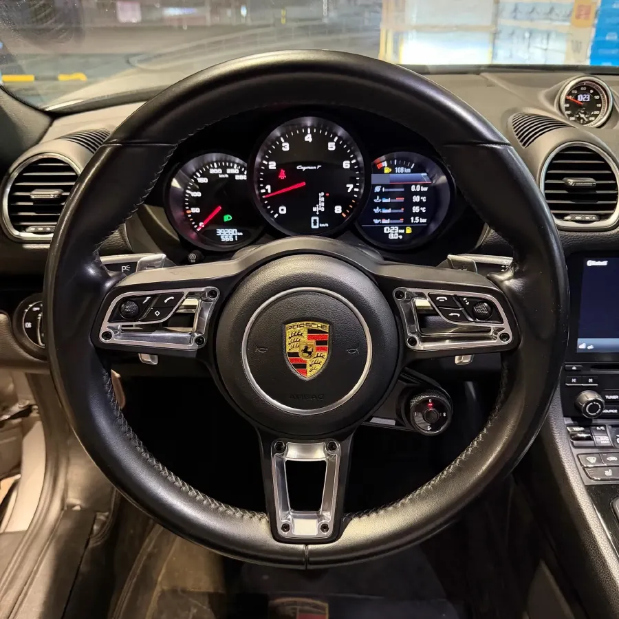 2022 Porsche 718 2.0T 300HP H4 7DCT,autocango,china used car exporter,china ev exporter,chinese used car exporter,chinese used ev exporter