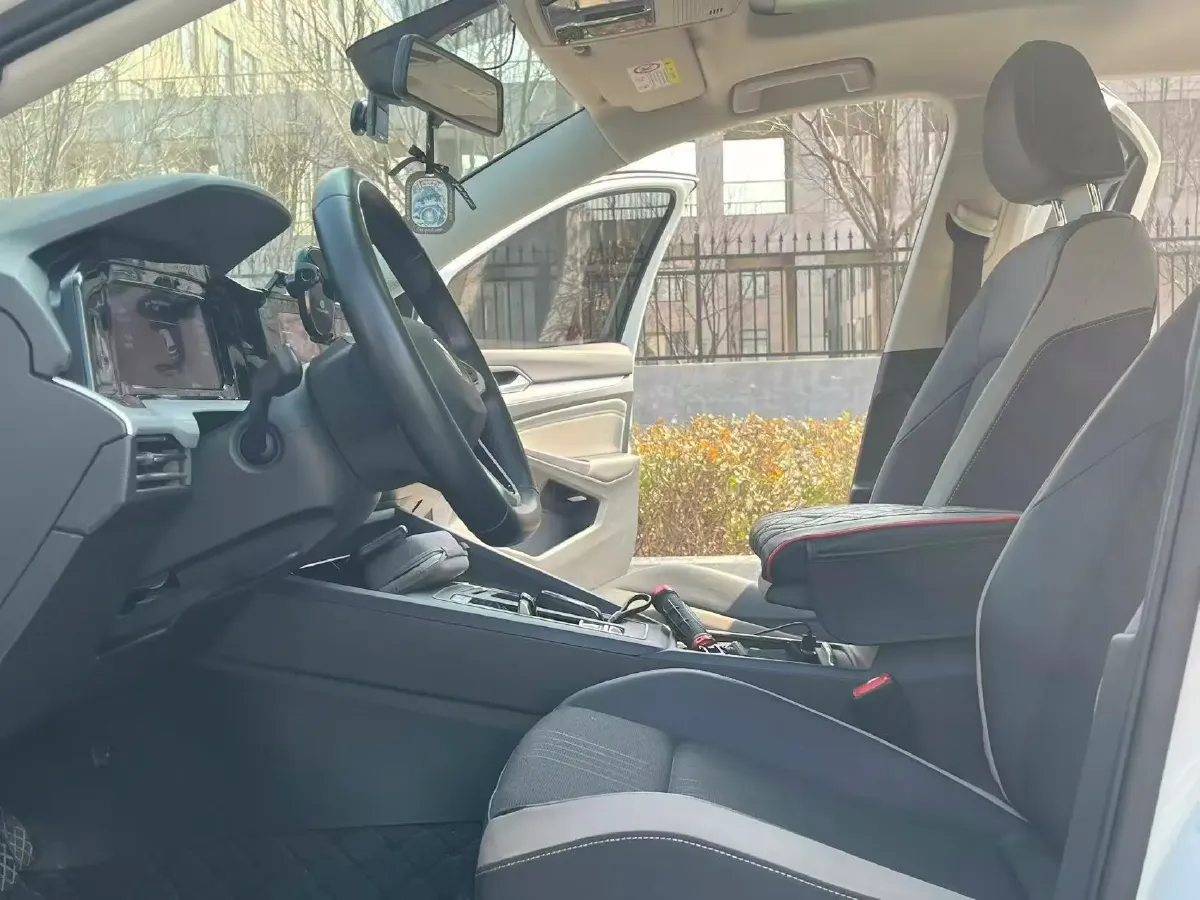 2021 Volkswagen Golf 1.4T 150HP L4 7DCT,autocango,china used car exporter,china ev exporter,chinese used car exporter,chinese used ev exporter