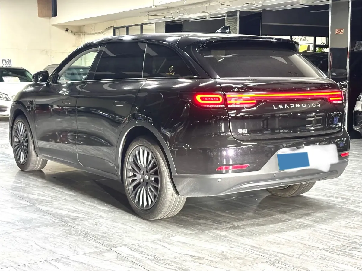 2023 Leapmotor C11 1.5L 95HP L4 REEV 30.1KWH,autocango,china used car exporter,china ev exporter,chinese used car exporter,chinese used ev exporter