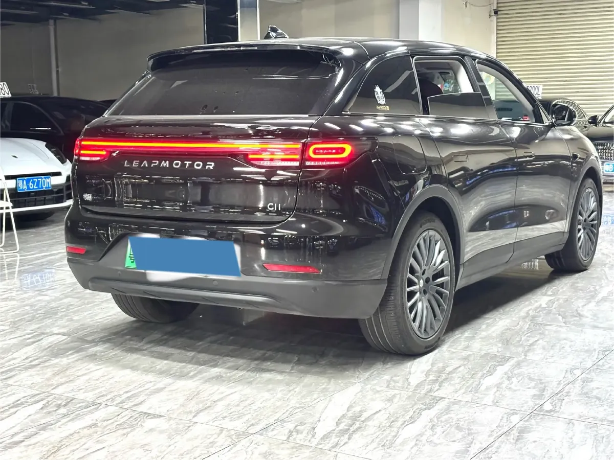 2023 Leapmotor C11 1.5L 95HP L4 REEV 30.1KWH,autocango,china used car exporter,china ev exporter,chinese used car exporter,chinese used ev exporter