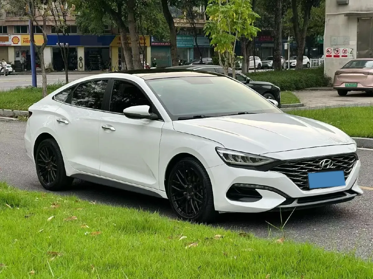 2019 Hyundai La Festa 1.6T 204HP L4 7DCT,autocango,china used car exporter,china ev exporter,chinese used car exporter,chinese used ev exporter