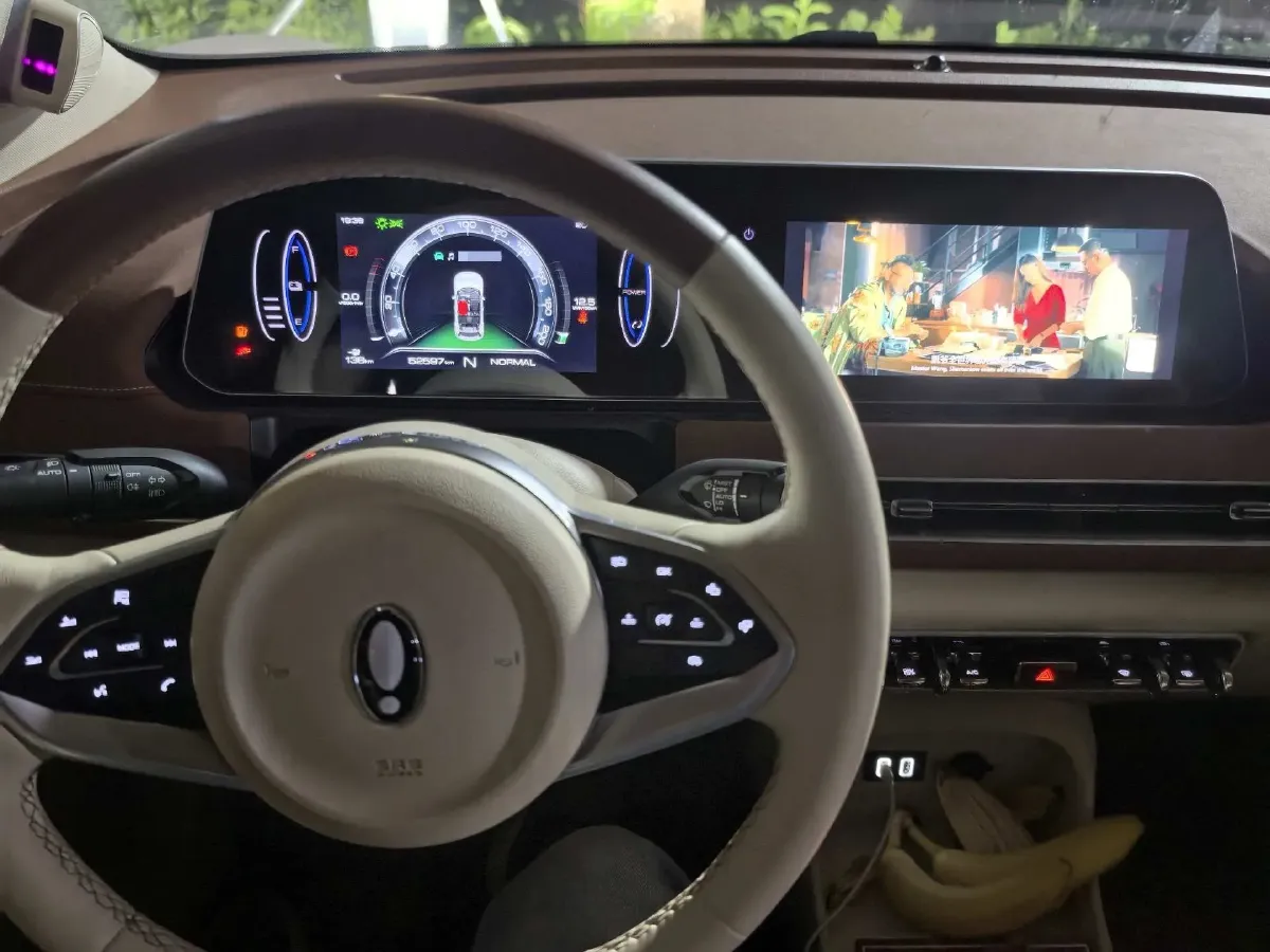 2022 Ora FunkyCat BEV 45.99KWH,autocango,china used car exporter,china ev exporter,chinese used car exporter,chinese used ev exporter