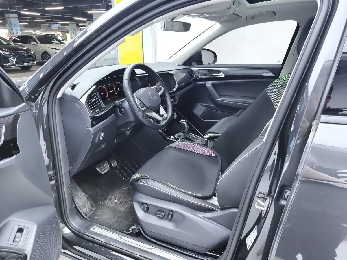 2020 Volkswagen Tayron X 2.0T 186HP L4 7DCT,autocango,china used car exporter,china ev exporter,chinese used car exporter,chinese used ev exporter