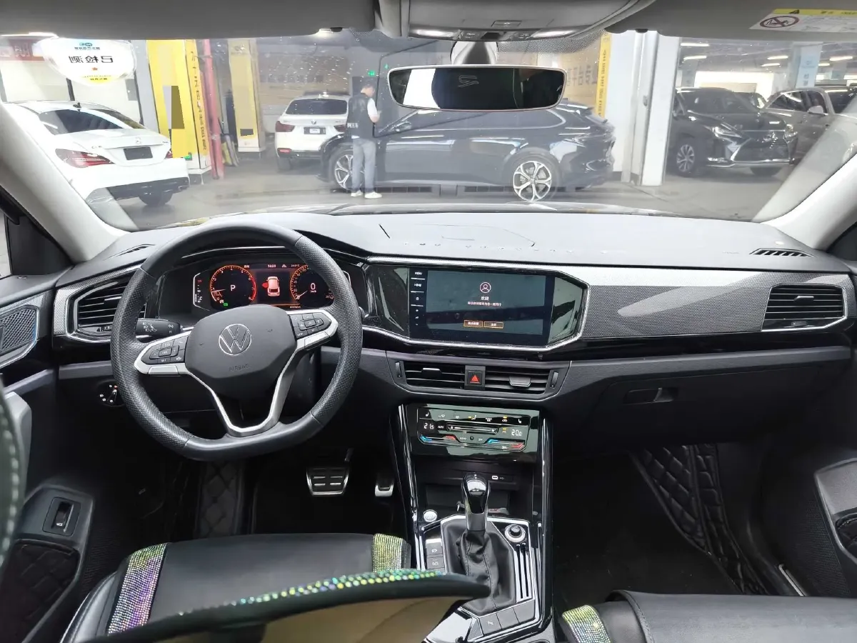 2020 Volkswagen Tayron X 2.0T 186HP L4 7DCT,autocango,china used car exporter,china ev exporter,chinese used car exporter,chinese used ev exporter