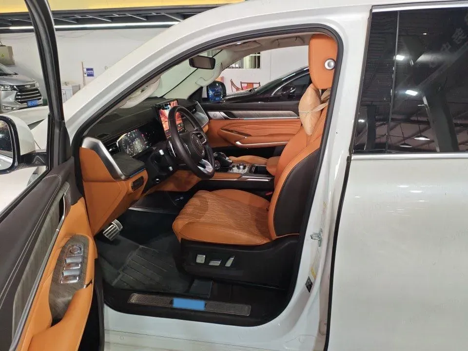 2023 Tank 500 2.0T 252HP L4 9AT PHEV 37.1KWH,autocango,china used car exporter,china ev exporter,chinese used car exporter,chinese used ev exporter