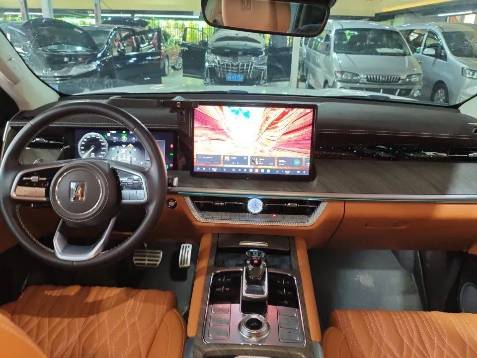 2023 Tank 500 2.0T 252HP L4 9AT PHEV 37.1KWH,autocango,china used car exporter,china ev exporter,chinese used car exporter,chinese used ev exporter