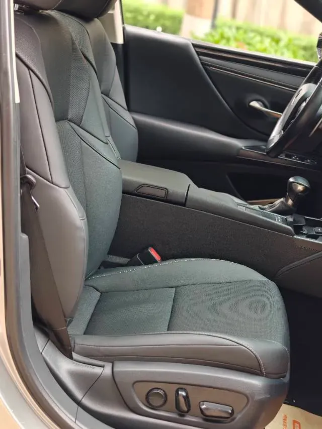 2018 Lexus ES 2.5L 178HP L4 E-CVT Hybrid,autocango,china used car exporter,china ev exporter,chinese used car exporter,chinese used ev exporter