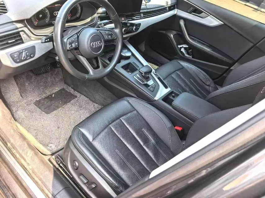 2020 Audi A4L 2.0T 190HP L4 7DCT,autocango,china used car exporter,china ev exporter,chinese used car exporter,chinese used ev exporter