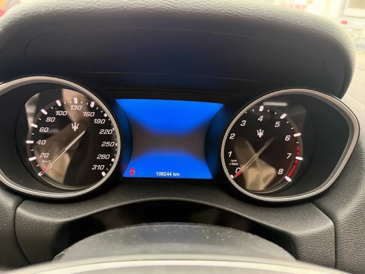 2018 Jaguar XJ 3.0T 340HP V6 8AT,autocango,china used car exporter,china ev exporter,chinese used car exporter,chinese used ev exporter