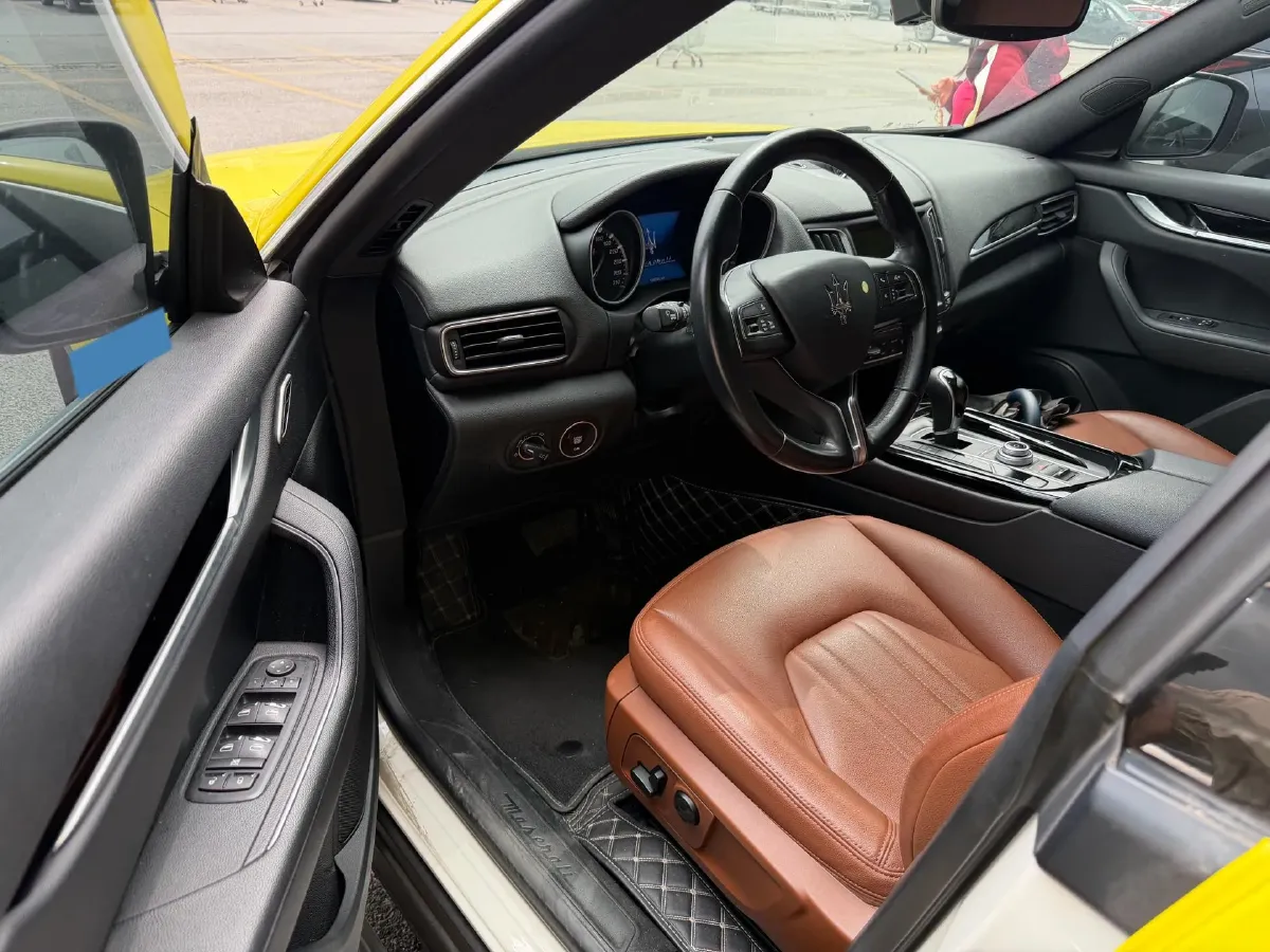 2018 Jaguar XJ 3.0T 340HP V6 8AT,autocango,china used car exporter,china ev exporter,chinese used car exporter,chinese used ev exporter