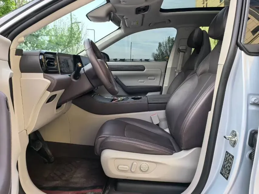 2023 Leapmotor C11 BEV 69.2KWH,autocango,china used car exporter,china ev exporter,chinese used car exporter,chinese used ev exporter