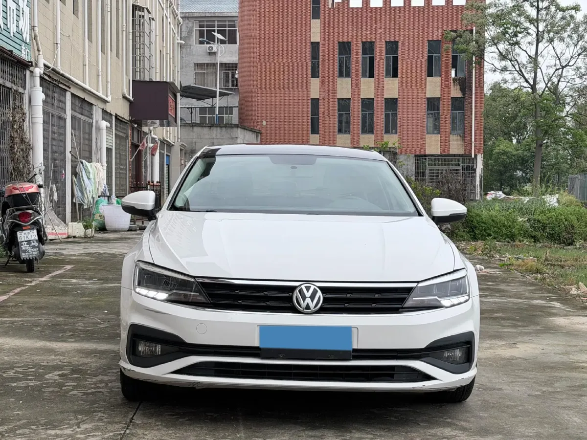 2019 Volkswagen Lamando 1.4T 131HP L4 7DCT,autocango,china used car exporter,china ev exporter,chinese used car exporter,chinese used ev exporter