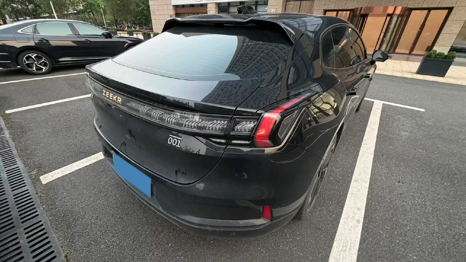 2023 Zeekr 001 BEV 100KWH,autocango,china used car exporter,china ev exporter,chinese used car exporter,chinese used ev exporter