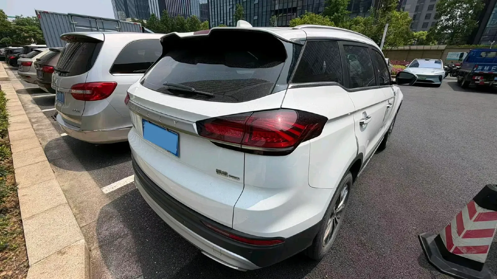 2020 Geely Azkarra 1.8T 184HP L4 7DCT,autocango,china used car exporter,china ev exporter,chinese used car exporter,chinese used ev exporter