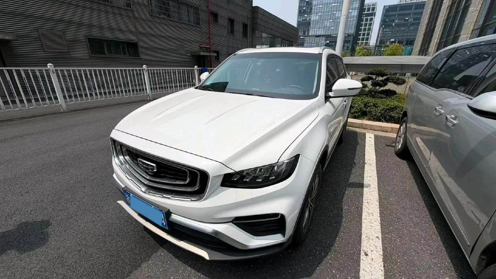 2020 Geely Azkarra 1.8T 184HP L4 7DCT,autocango,china used car exporter,china ev exporter,chinese used car exporter,chinese used ev exporter
