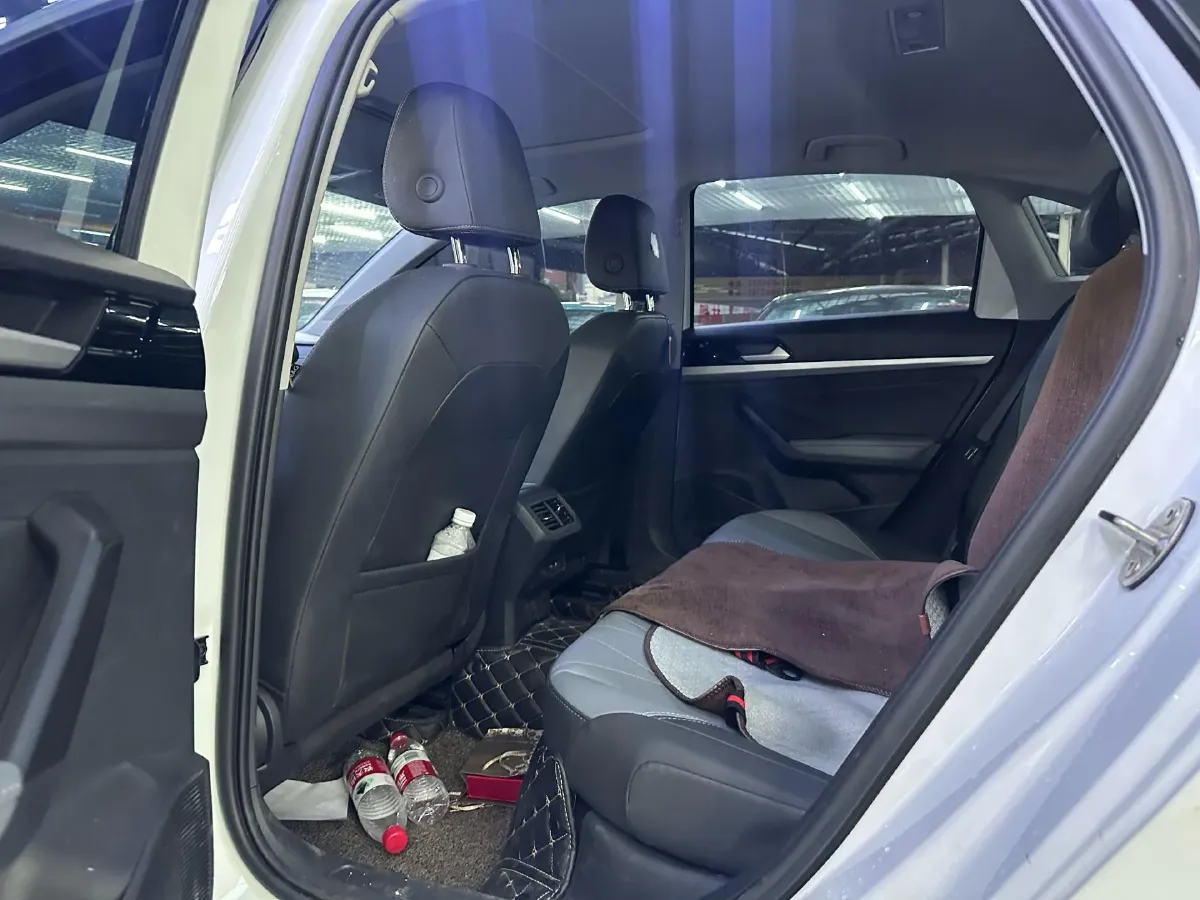 2023 Volkswagen Lavida 1.5L 113HP L4 6AT,autocango,china used car exporter,china ev exporter,chinese used car exporter,chinese used ev exporter