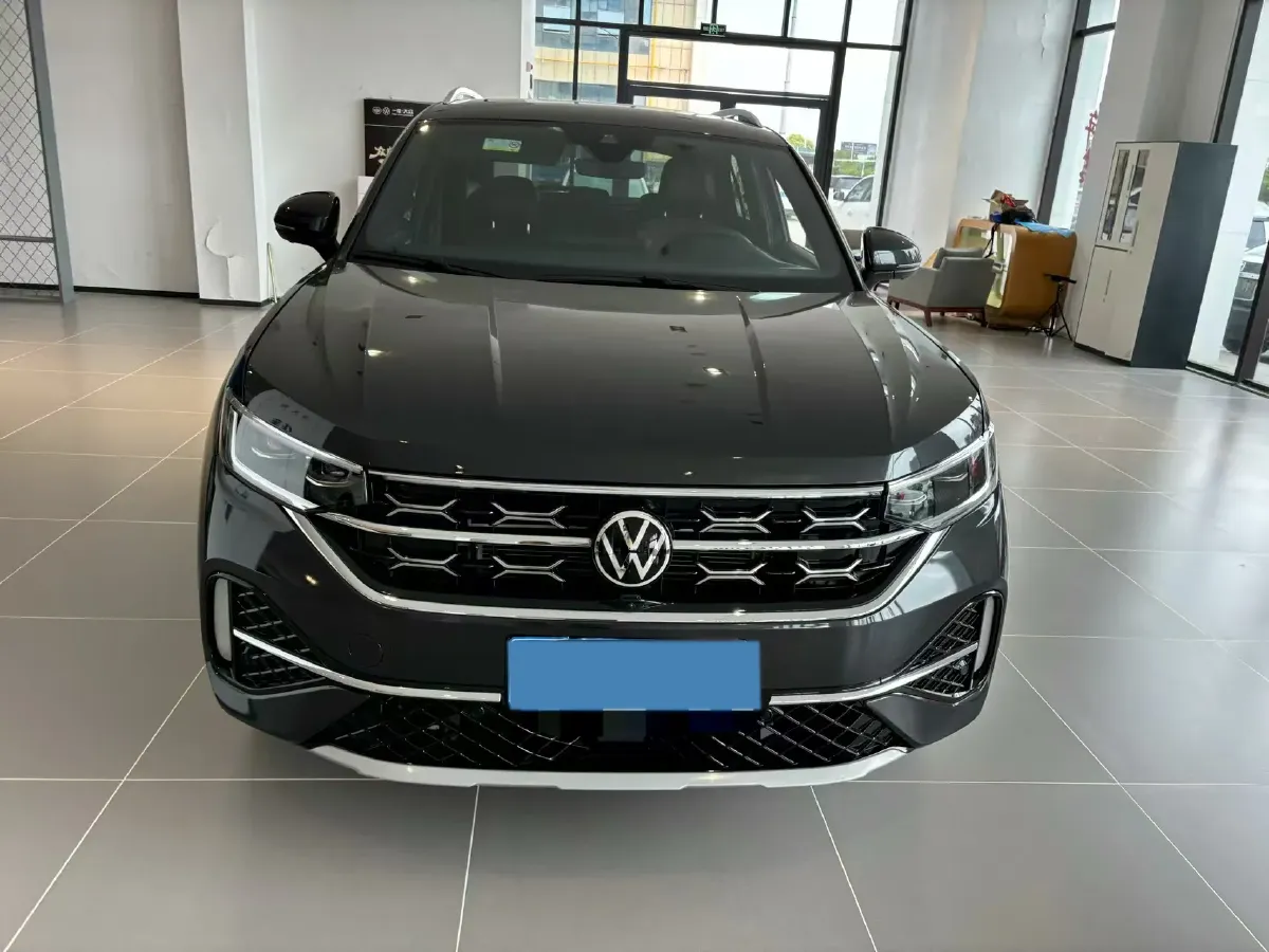 2024 Volkswagen Tayron 2.0T 220HP L4 7DCT,autocango,china used car exporter,china ev exporter,chinese used car exporter,chinese used ev exporter