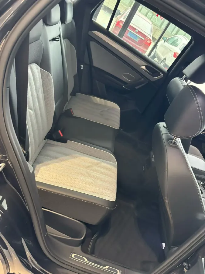 2024 Volkswagen Tayron 2.0T 220HP L4 7DCT,autocango,china used car exporter,china ev exporter,chinese used car exporter,chinese used ev exporter