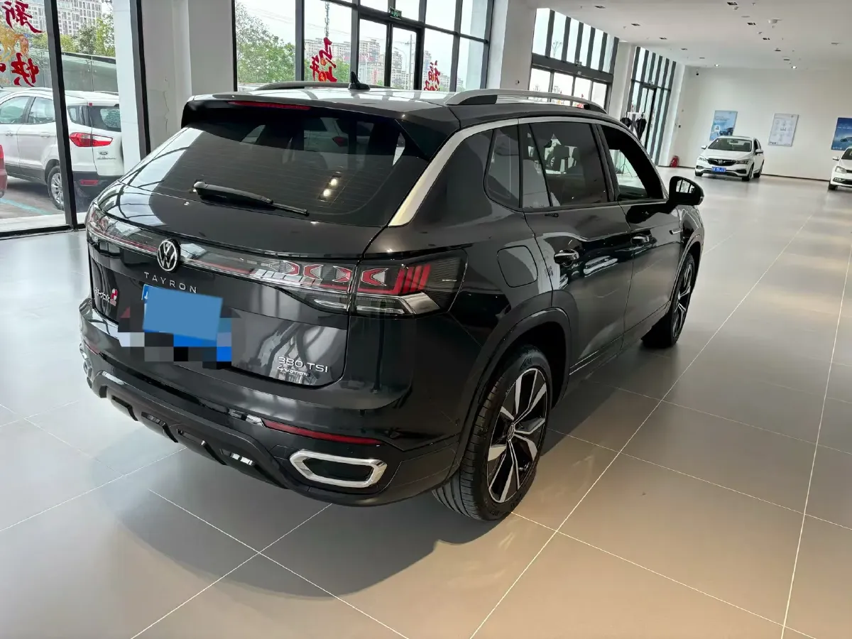2024 Volkswagen Tayron 2.0T 220HP L4 7DCT,autocango,china used car exporter,china ev exporter,chinese used car exporter,chinese used ev exporter