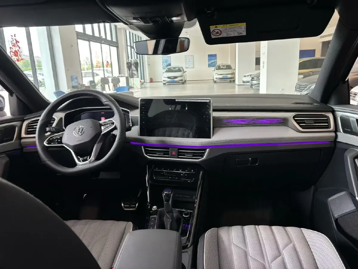 2024 Volkswagen Tayron 2.0T 220HP L4 7DCT,autocango,china used car exporter,china ev exporter,chinese used car exporter,chinese used ev exporter