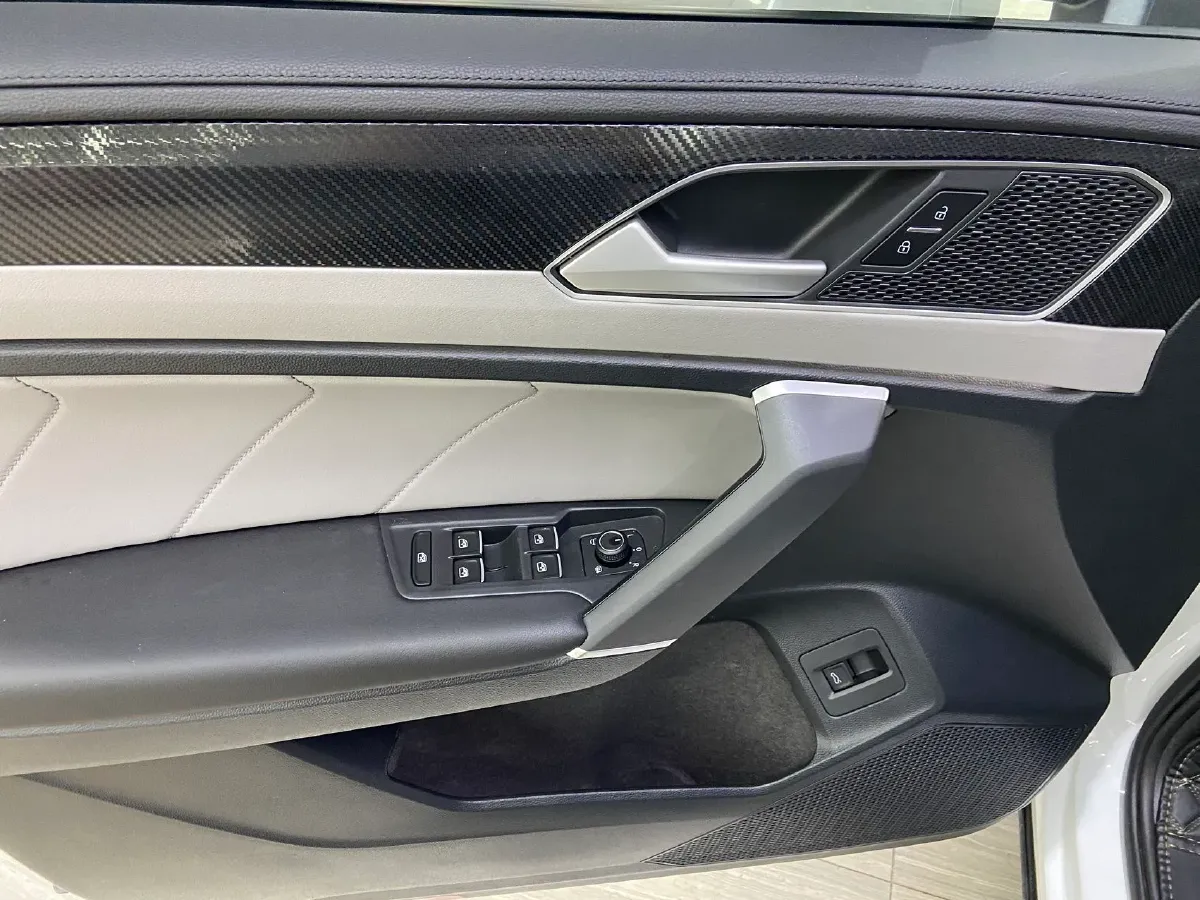 2023 Volkswagen Tayron 1.4T 150HP L4 7DCT,autocango,china used car exporter,china ev exporter,chinese used car exporter,chinese used ev exporter