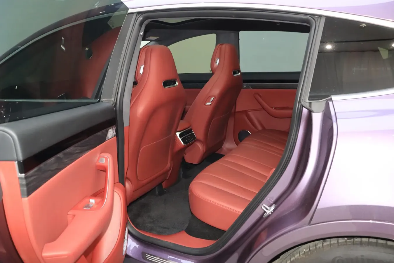 2024 HIMA R7 BEV 82KWH,autocango,china used car exporter,china ev exporter,chinese used car exporter,chinese used ev exporter