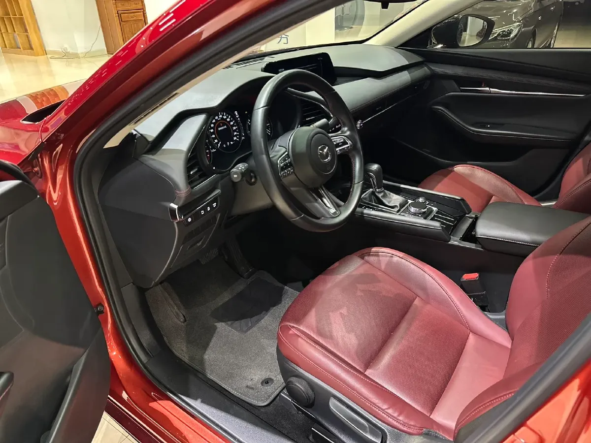 2022 Mazda 3 Axela 2.0L 158HP L4 6AT,autocango,china used car exporter,china ev exporter,chinese used car exporter,chinese used ev exporter