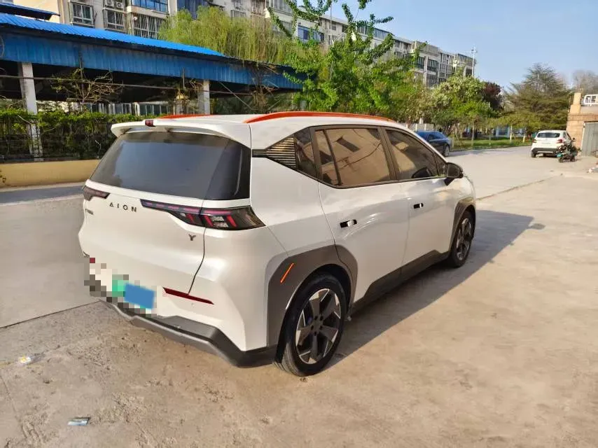 2022 Geely Okavango 1.8T 184HP L4 7DCT,autocango,china used car exporter,china ev exporter,chinese used car exporter,chinese used ev exporter