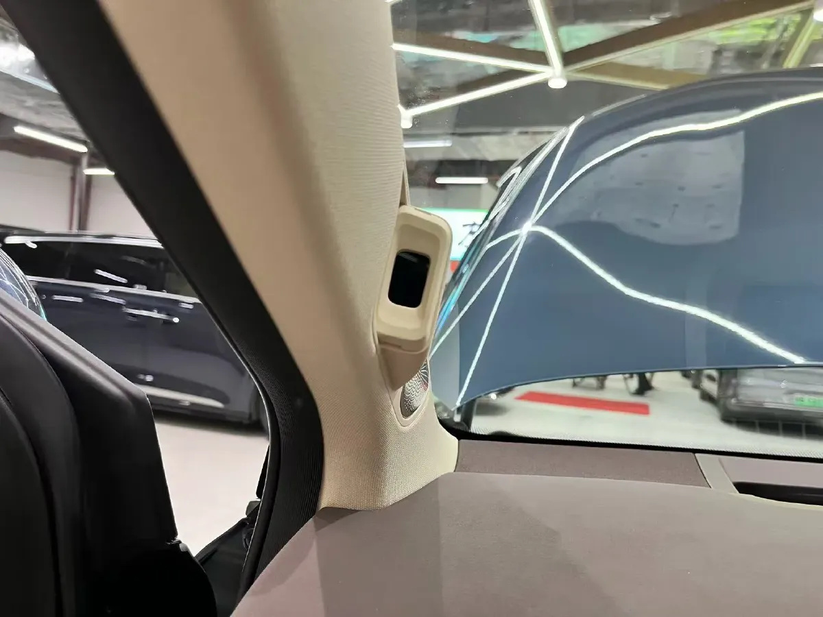 2024 AITO AITO M7 1.5T 152HP L4 REEV 42KWH,autocango,china used car exporter,china ev exporter,chinese used car exporter,chinese used ev exporter