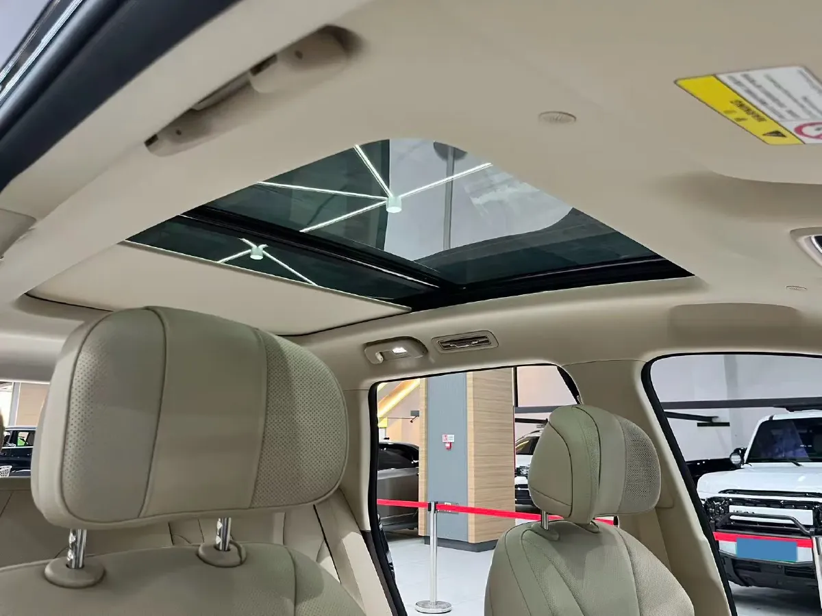 2024 AITO AITO M7 1.5T 152HP L4 REEV 42KWH,autocango,china used car exporter,china ev exporter,chinese used car exporter,chinese used ev exporter