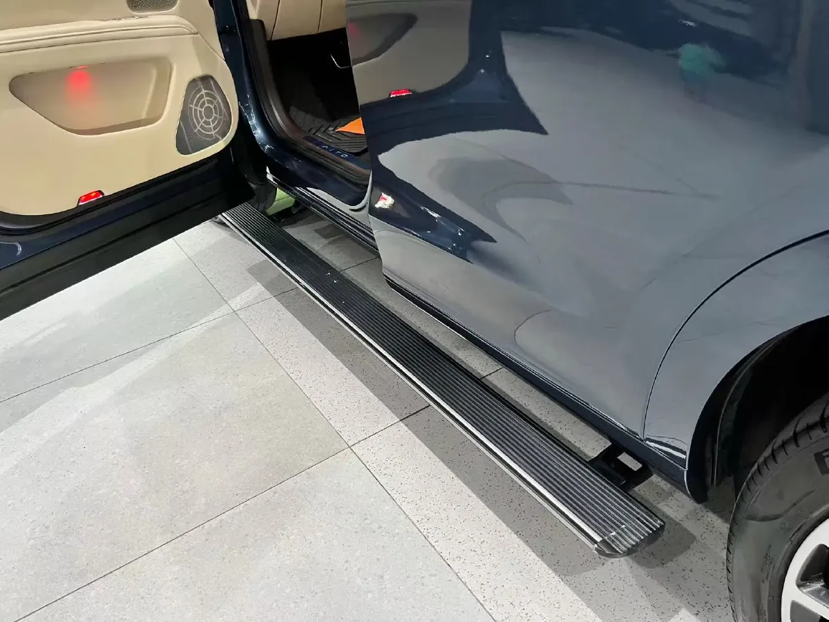 2024 AITO AITO M7 1.5T 152HP L4 REEV 42KWH,autocango,china used car exporter,china ev exporter,chinese used car exporter,chinese used ev exporter