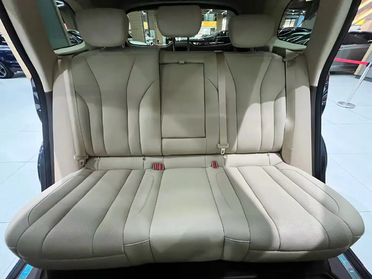 2024 AITO AITO M7 1.5T 152HP L4 REEV 42KWH,autocango,china used car exporter,china ev exporter,chinese used car exporter,chinese used ev exporter