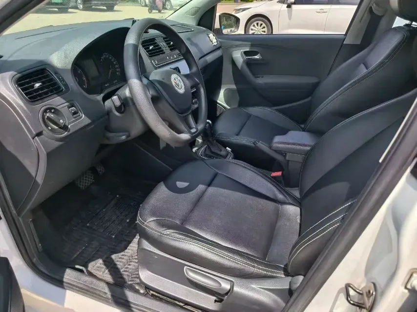 2018 ChangAn Eado 1.6L 128HP L4 6AT,autocango,china used car exporter,china ev exporter,chinese used car exporter,chinese used ev exporter