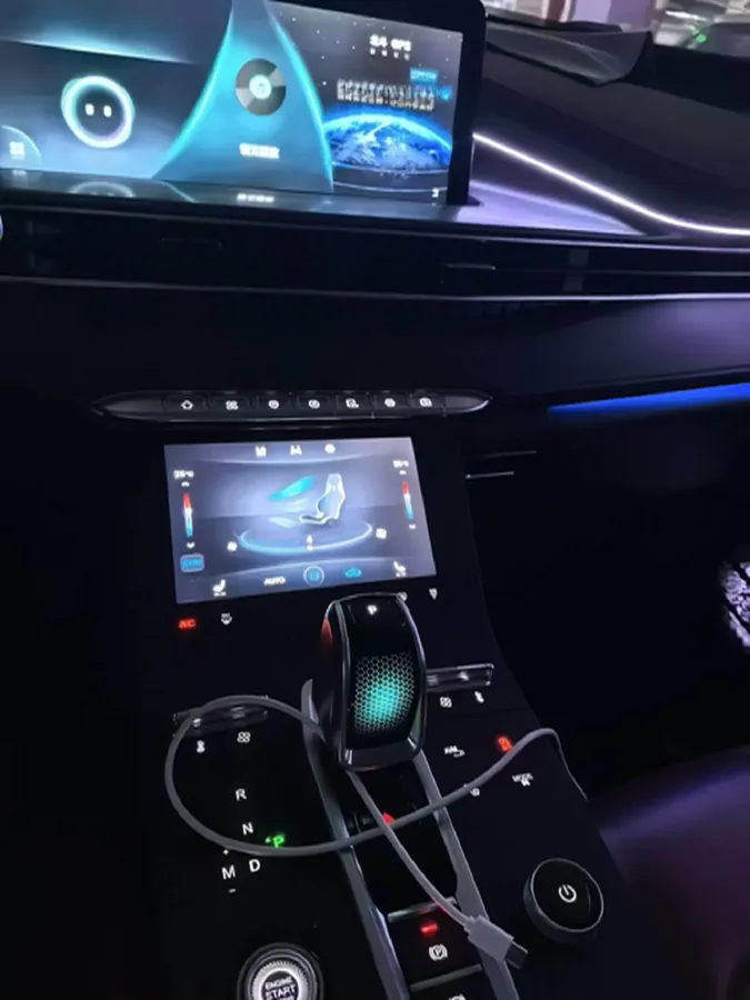 2022 Chery Tiggo 8 Plus 1.6T 197HP L4 7DCT,autocango,china used car exporter,china ev exporter,chinese used car exporter,chinese used ev exporter