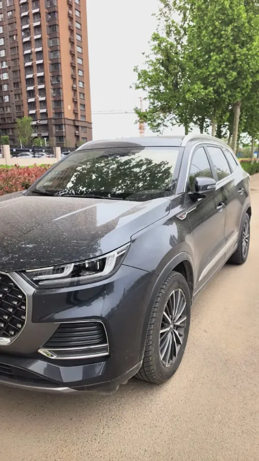 2022 Chery Tiggo 8 Plus 1.6T 197HP L4 7DCT,autocango,china used car exporter,china ev exporter,chinese used car exporter,chinese used ev exporter