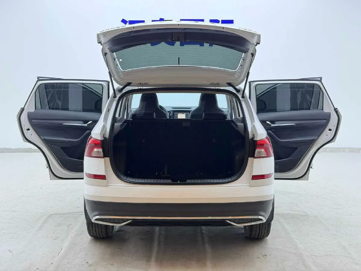 2023 Skoda Kamiq 1.5L 112HP L4 6AT,autocango,china used car exporter,china ev exporter,chinese used car exporter,chinese used ev exporter