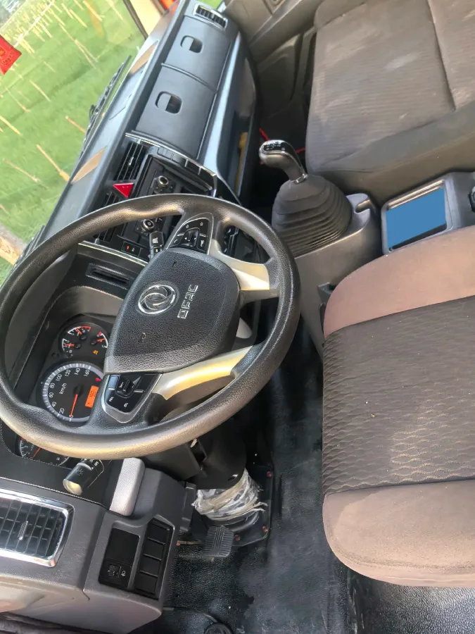 2025 Dongfeng Qiankun K6 2.5L 184HP L4 8MT,autocango,china used car exporter,china ev exporter,chinese used car exporter,chinese used ev exporter