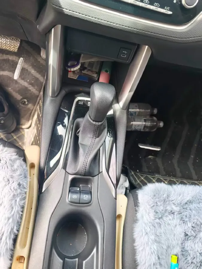 2024 Toyota Corolla Cross 2.0L 152HP L4 E-CVT Hybrid,autocango,china used car exporter,china ev exporter,chinese used car exporter,chinese used ev exporter