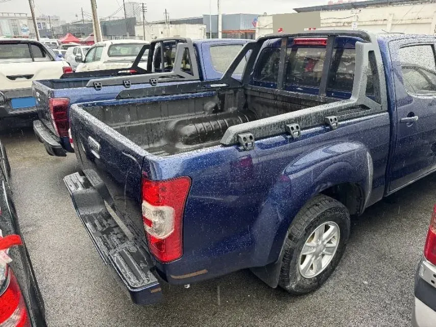 2020 Isuzu RE-MAX Jim 2.8T 120HP L4 5MT,autocango,china used car exporter,china ev exporter,chinese used car exporter,chinese used ev exporter