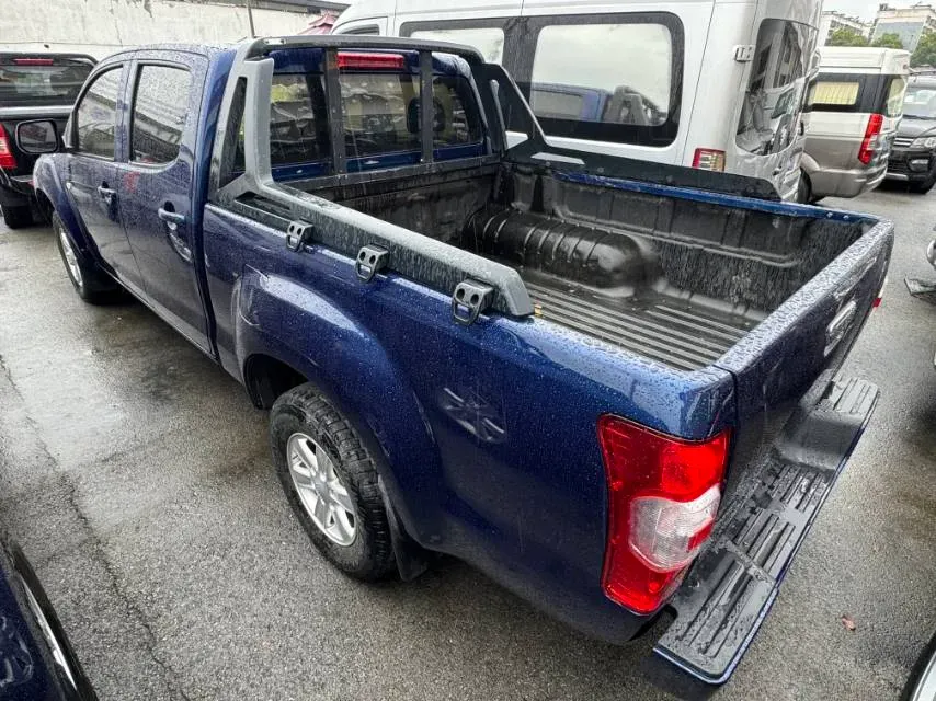 2020 Isuzu RE-MAX Jim 2.8T 120HP L4 5MT,autocango,china used car exporter,china ev exporter,chinese used car exporter,chinese used ev exporter